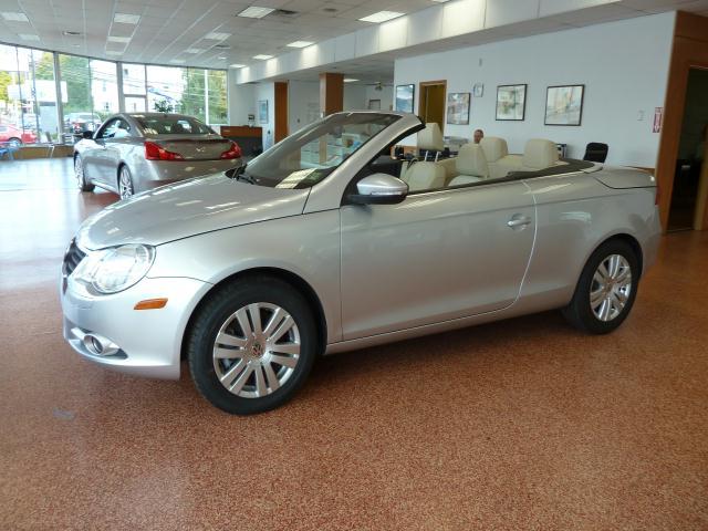 Volkswagen Eos 2009 photo 1