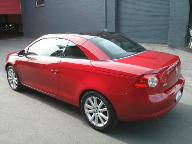 Volkswagen Eos 2009 photo 2