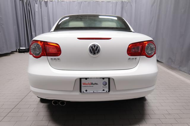 Volkswagen Eos 2010 photo 3