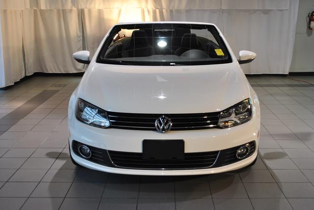 Volkswagen Eos 2012 photo 1