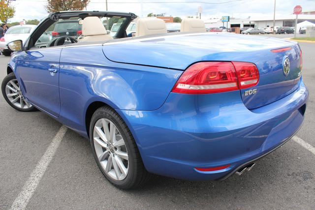 Volkswagen Eos 2012 photo 4