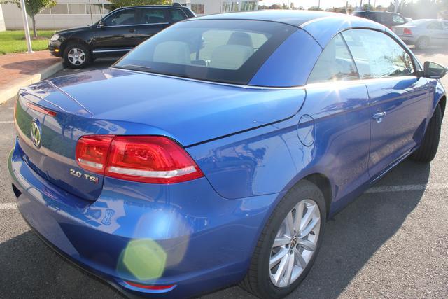 Volkswagen Eos 2012 photo 3