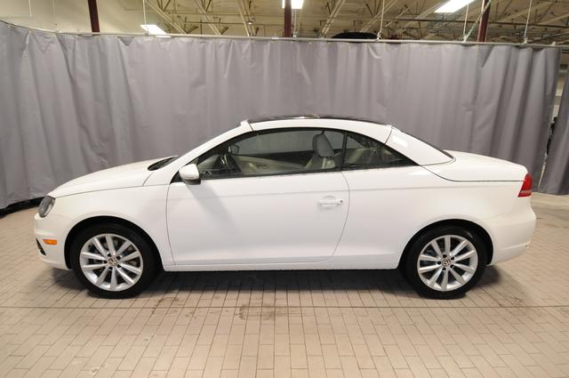 Volkswagen Eos 2013 photo 1