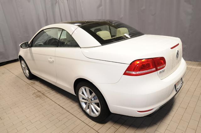 Volkswagen Eos 2013 photo 2