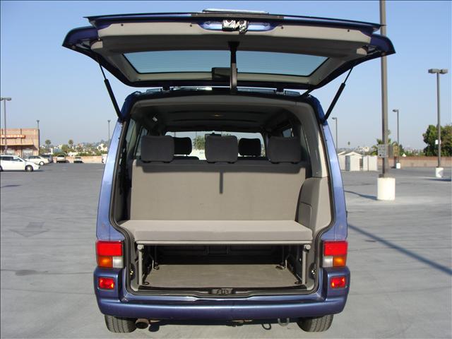 Volkswagen EuroVan 1999 photo 2