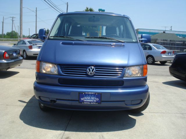 Volkswagen EuroVan 1999 photo 4