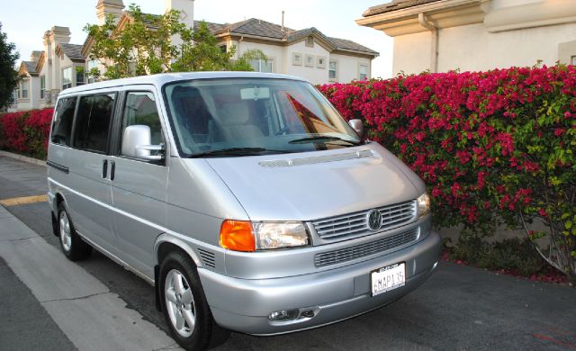 Volkswagen EuroVan 2001 photo 3