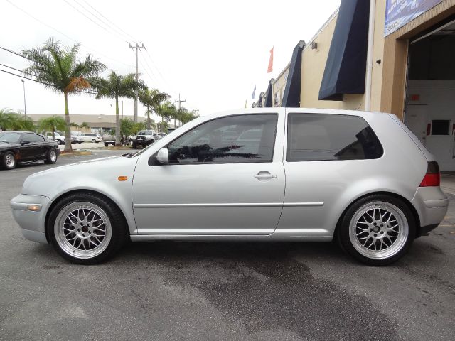 Volkswagen GTI 2002 photo 13