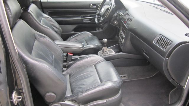 Volkswagen GTI 2003 photo 11