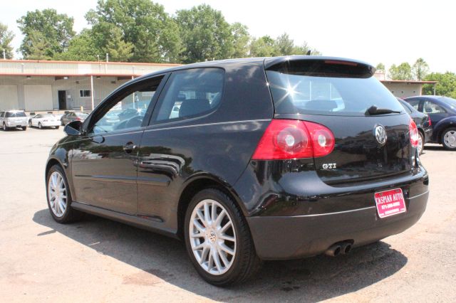 Volkswagen GTI 2006 photo 19