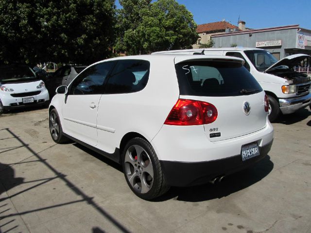 Volkswagen GTI 2006 photo 2