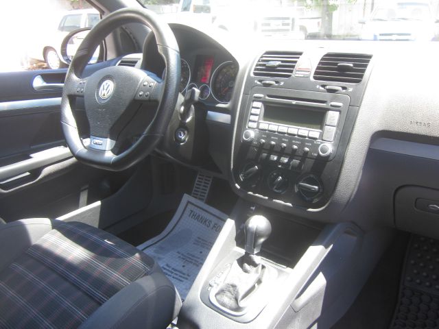 Volkswagen GTI 2007 photo 2