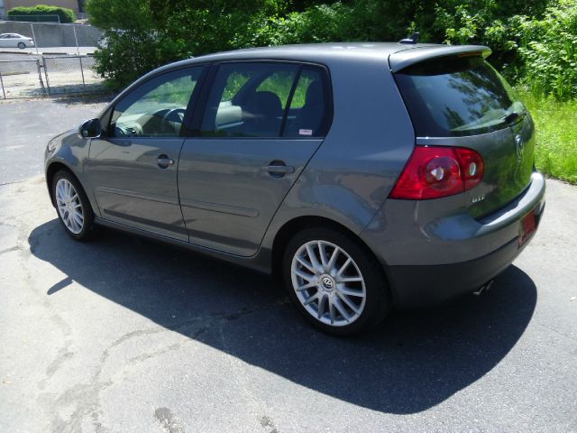 Volkswagen GTI 2007 photo 32