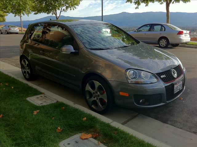 Volkswagen GTI 2009 photo 2