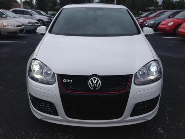 Volkswagen GTI 2009 photo 4