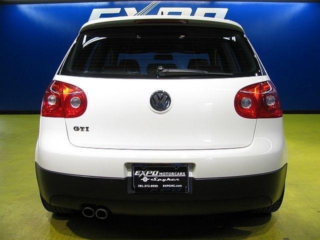 Volkswagen GTI 2009 photo 3