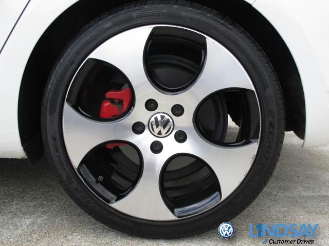 Volkswagen GTI 2010 photo 2