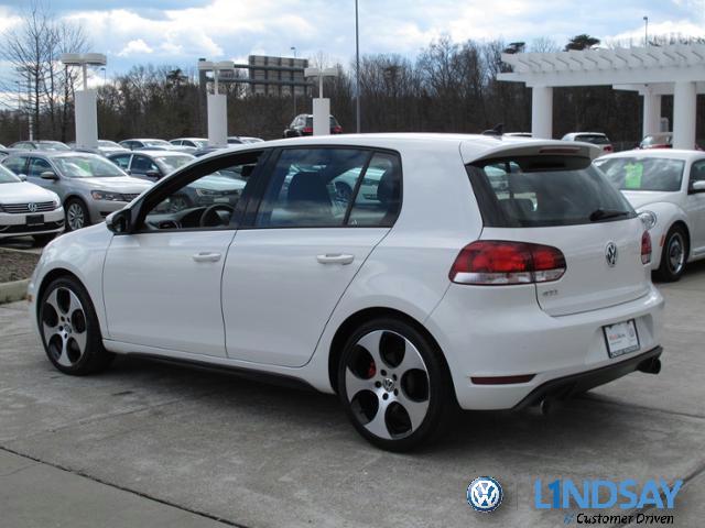 Volkswagen GTI 2010 photo 5