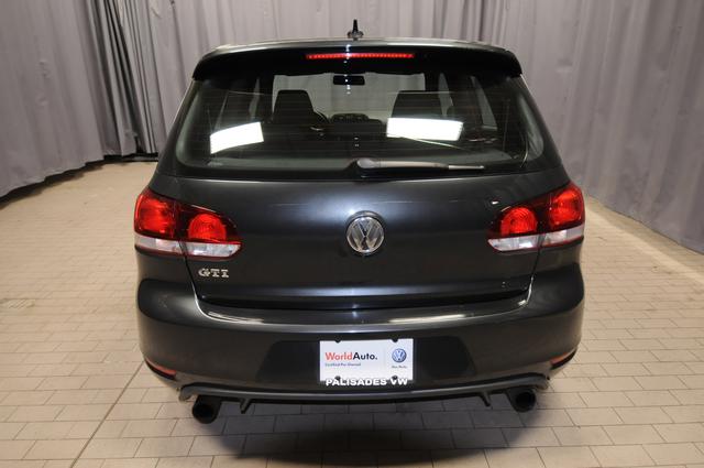 Volkswagen GTI Wagon SE Unspecified