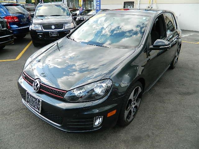 Volkswagen GTI 2010 photo 1