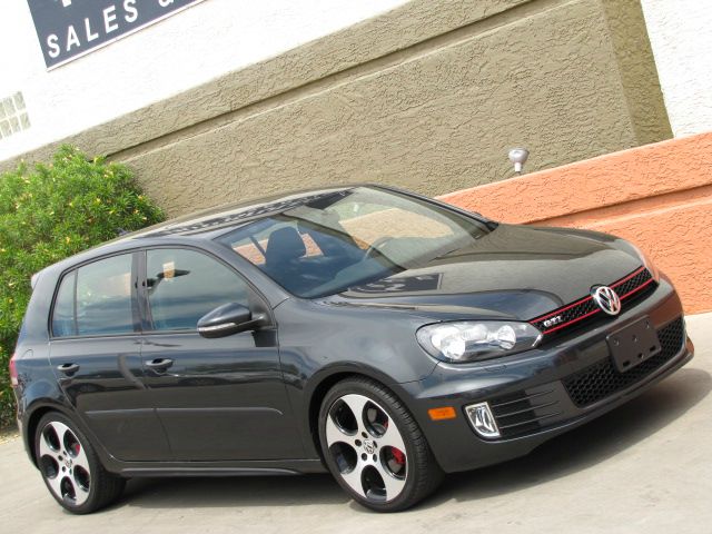 Volkswagen GTI 2010 photo 14