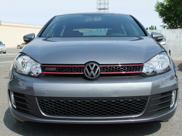 Volkswagen GTI 2010 photo 3