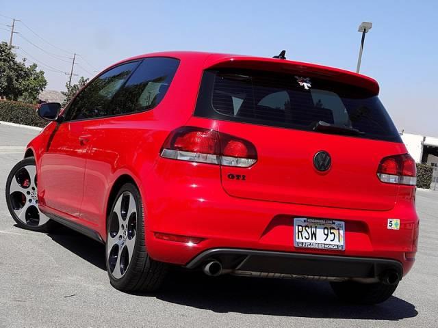 Volkswagen GTI 2011 photo 1