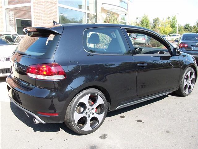 Volkswagen GTI 2011 photo 1