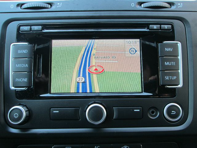 Volkswagen GTI 2011 photo 6
