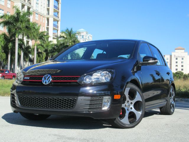 Volkswagen GTI 2011 photo 2