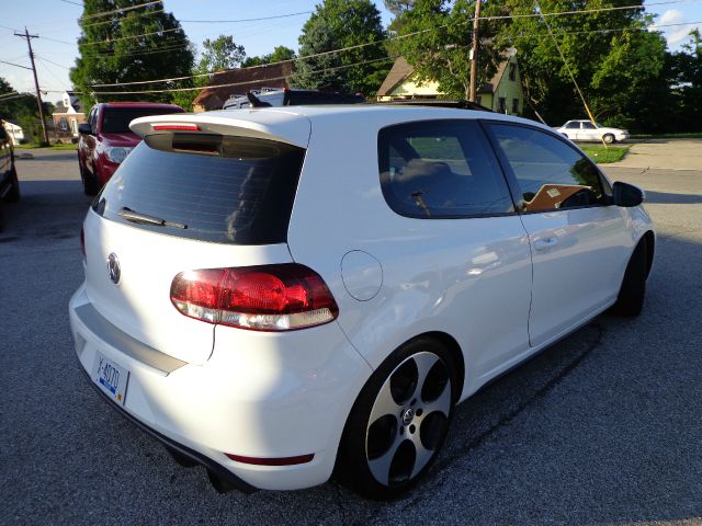 Volkswagen GTI 2011 photo 3