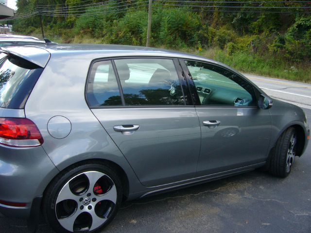 Volkswagen GTI 2012 photo 2