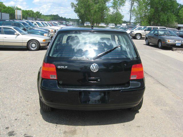 Volkswagen Golf 2000 photo 1