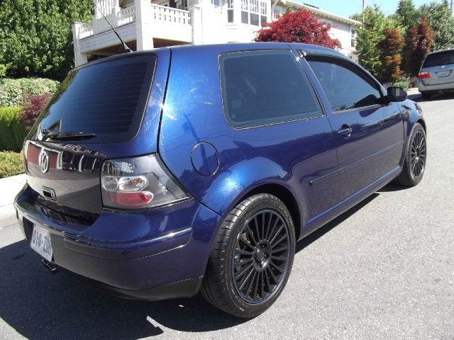 Volkswagen Golf 2001 photo 3