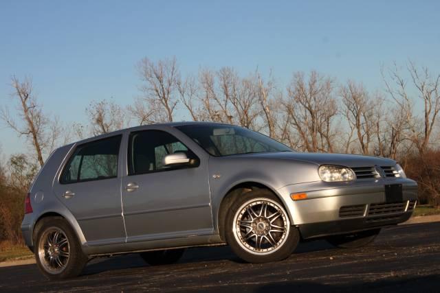 Volkswagen Golf FWD 4dr Sport Hatchback