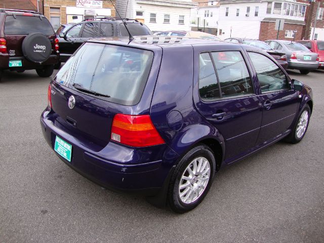 Volkswagen Golf 2003 photo 3