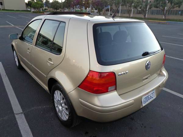 Volkswagen Golf 2003 photo 1