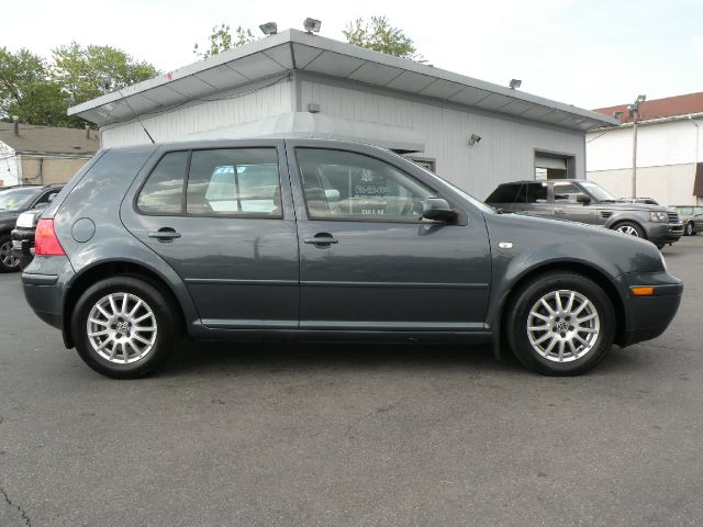 Volkswagen Golf 2004 photo 1