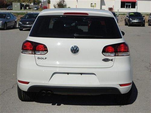 Volkswagen Golf 2010 photo 3