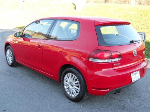 Volkswagen Golf 2010 photo 2