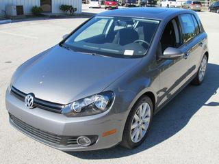 Volkswagen Golf 2010 photo 1