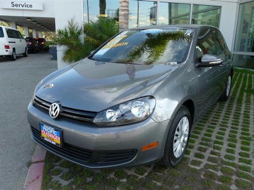 Volkswagen Golf 2010 photo 2