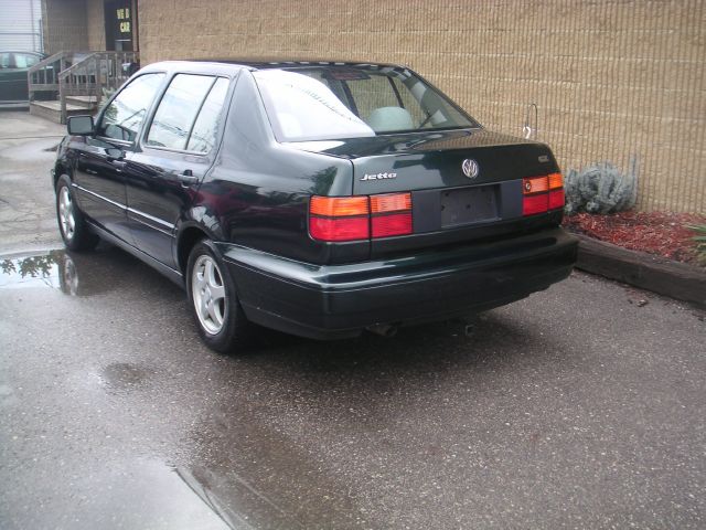 Volkswagen Jetta 1998 photo 2