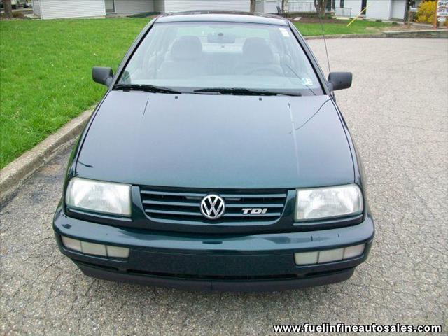 Volkswagen Jetta 1998 photo 2