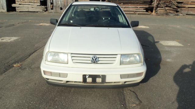 Volkswagen Jetta 1998 photo 3