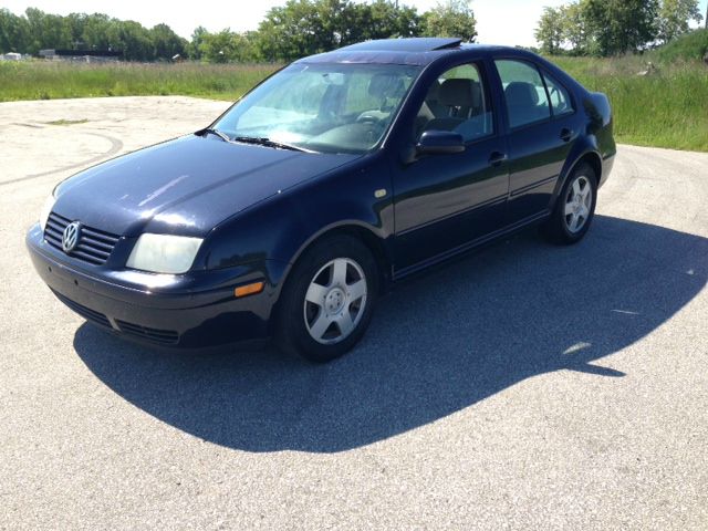 Volkswagen Jetta Quad Cab 4x2 Shortbox XLT Sedan