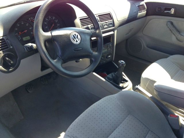 Volkswagen Jetta 1999 photo 2