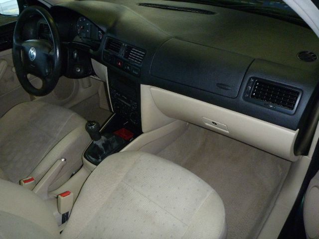 Volkswagen Jetta 2000 photo 9