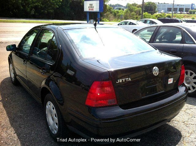 Volkswagen Jetta 2000 photo 2