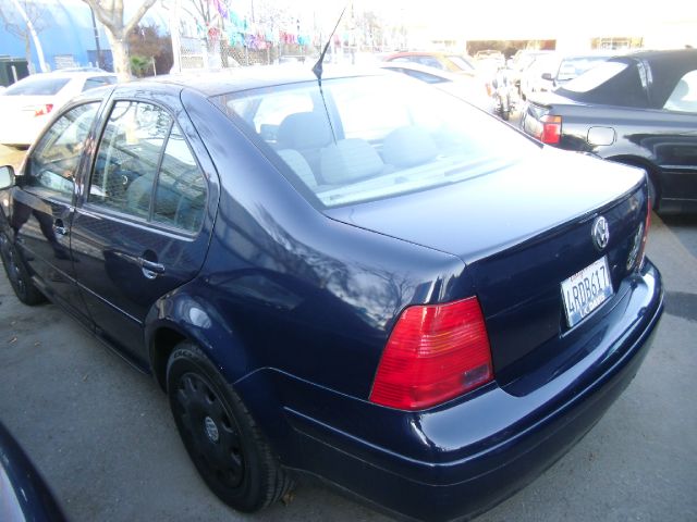 Volkswagen Jetta 2000 photo 1